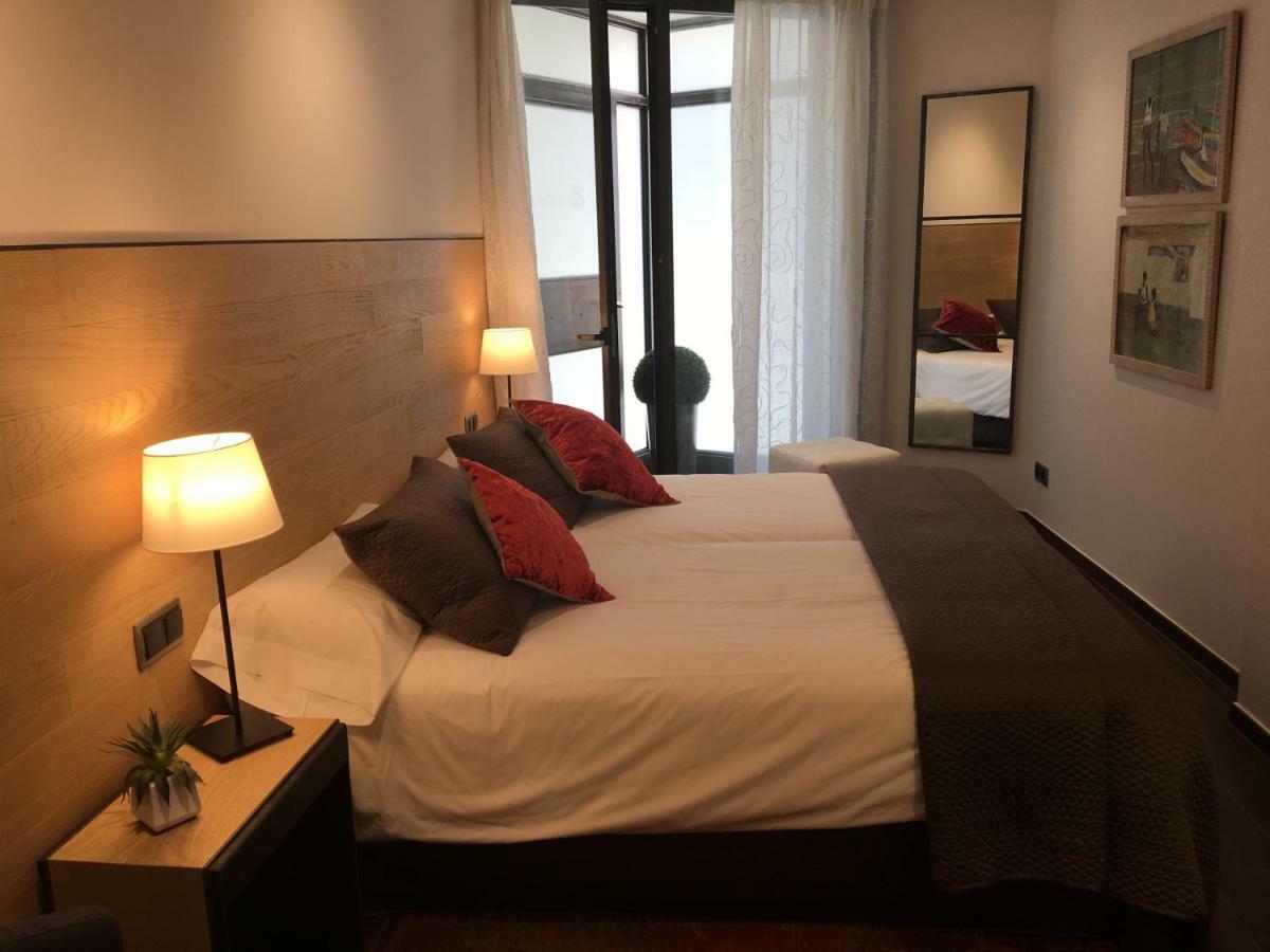 Hotel Calabria لا غارّيغا المظهر الخارجي الصورة